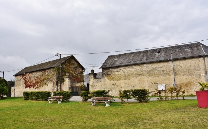 Le Village - Chavigny