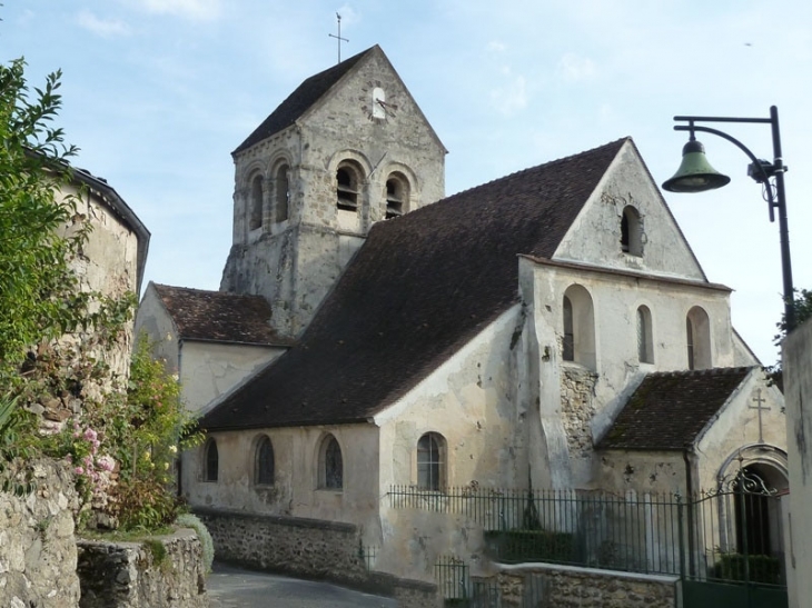 L'église - Crouttes-sur-Marne
