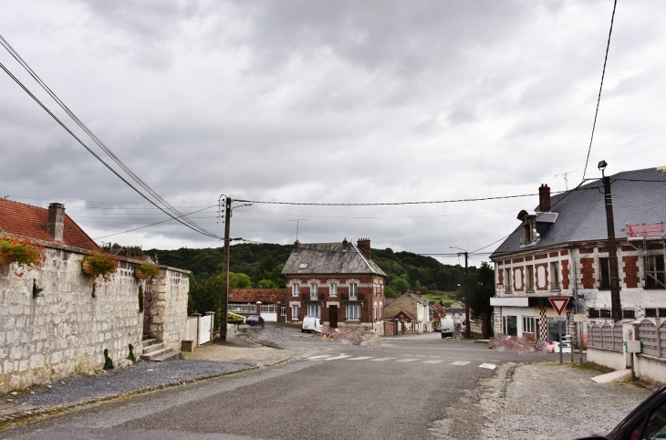 Le Village - Folembray