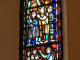 vitrail de Charles Eyck consacré à une religieuse née à Jeantes : Monique Carlin