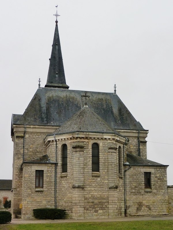 Le chevet de l'église - Juvincourt-et-Damary