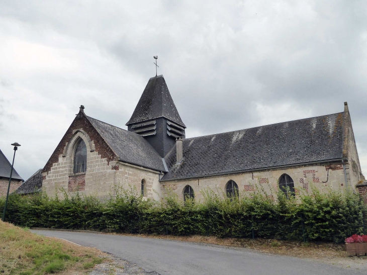 L'église - La Neuville-en-Beine