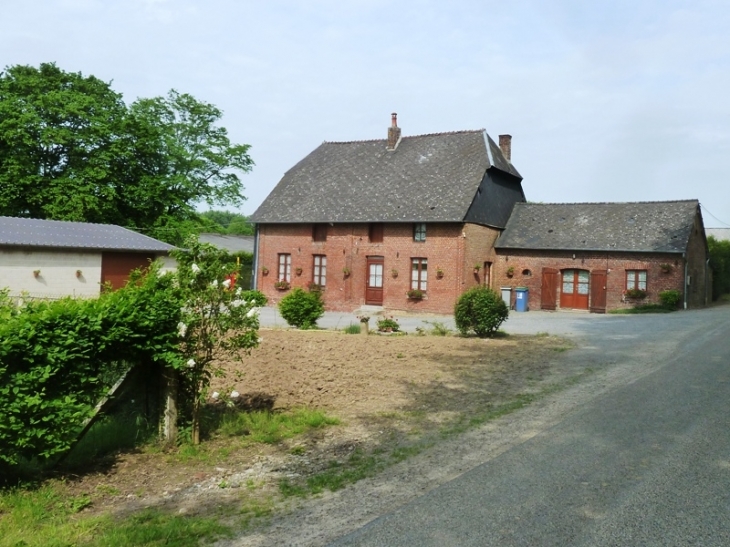 Maison du village - Landouzy-la-Cour