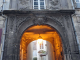 Photo suivante de Laon rue Sérurier le portail de l'ancien Hôtel de Ville