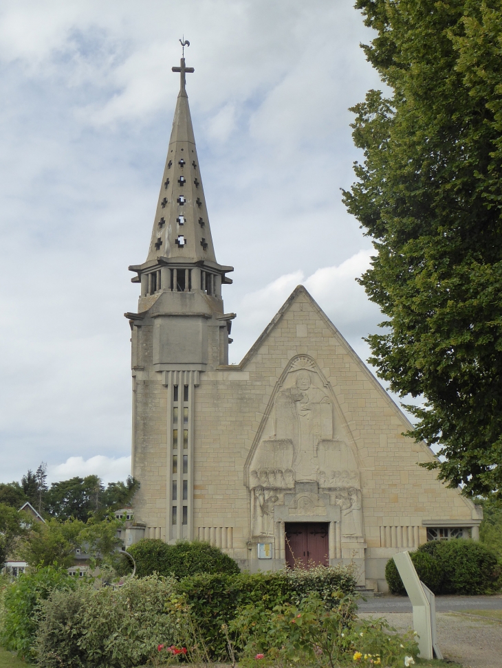 L'église - Monthenault