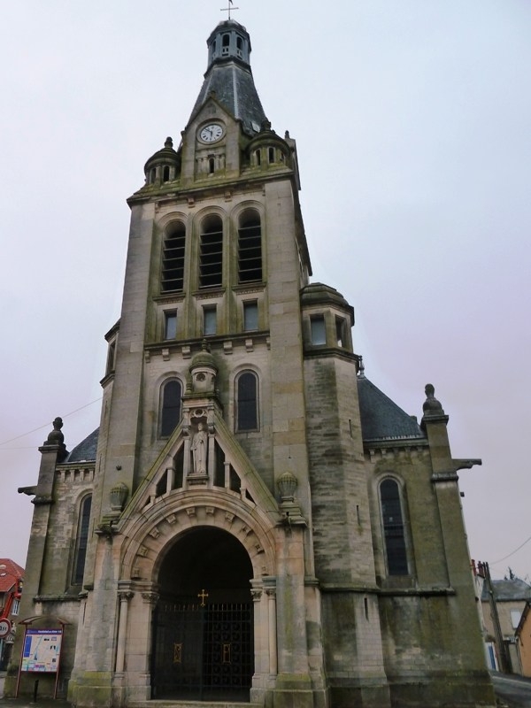 L'église - Neufchâtel-sur-Aisne