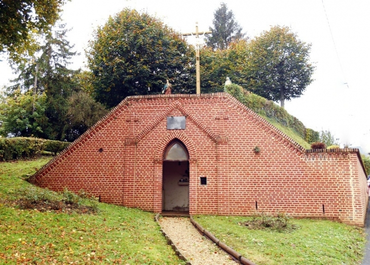 Chapelle - Neuve-Maison