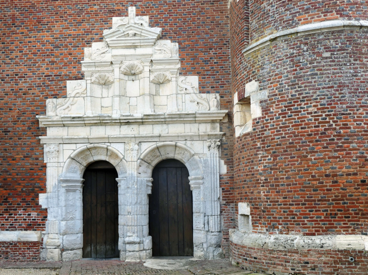 La porte de l'église Saint Médard - Parfondeval