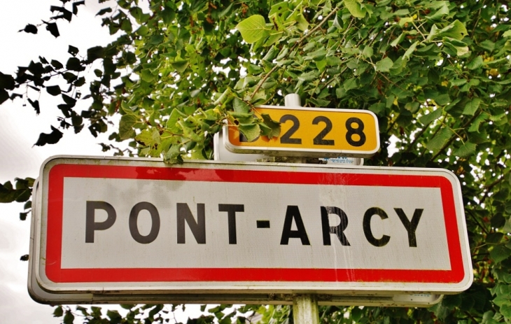  - Pont-Arcy