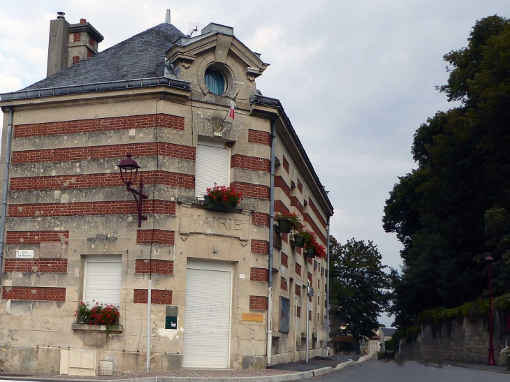 La mairie - Presles-et-Boves