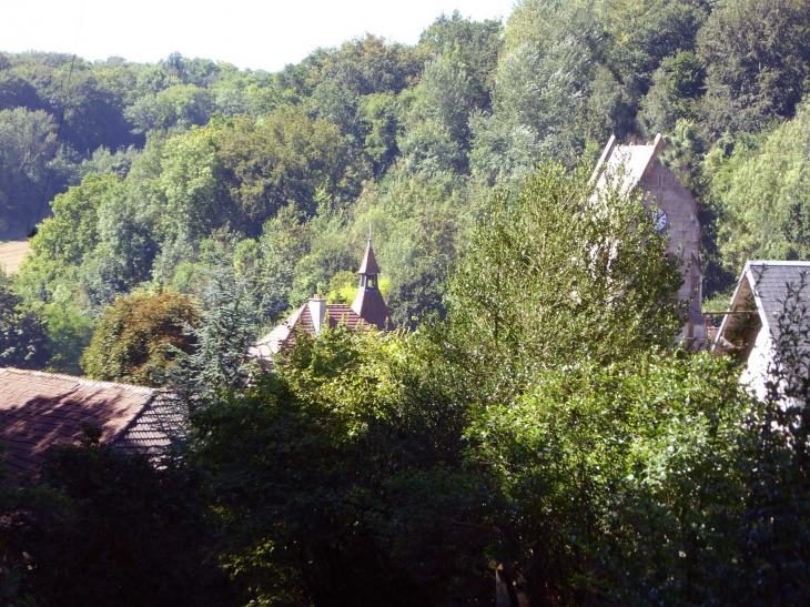 Le village dans la forêt - Sancy-les-Cheminots