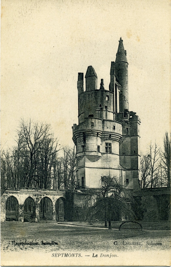 Le Donjon (carte postale de 1916) - Septmonts