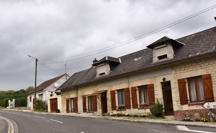La Commune - Verneuil-sous-Coucy