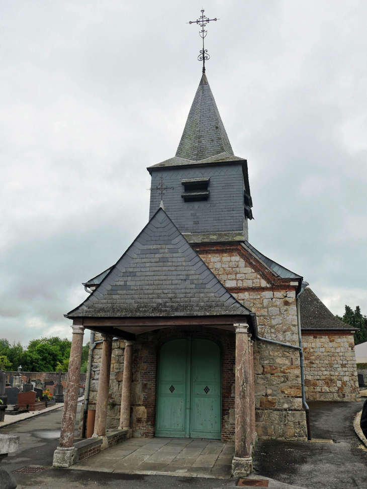 Dans le cimetière : chapelle Sainte Anne - Vervins
