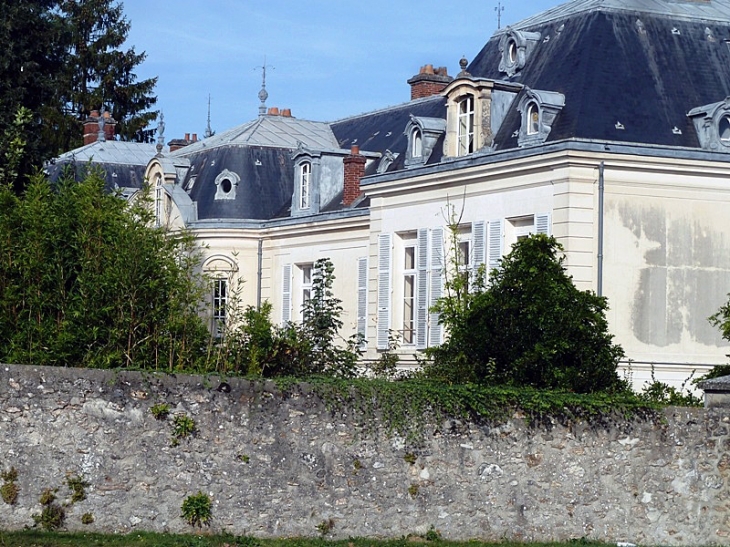 Le château - Villiers-Saint-Denis