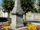 Photo suivante de Balagny-sur-Thérain monument aux morts