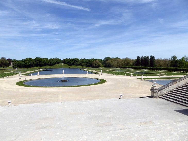 Les bassins du parc du château - Chantilly
