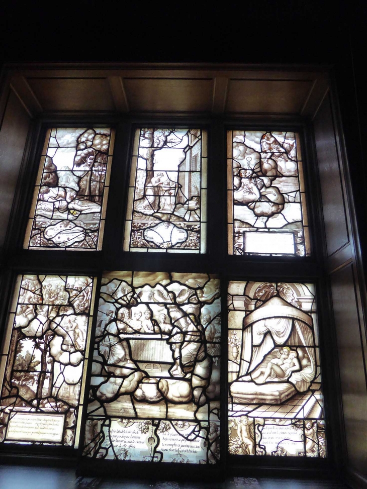 Les appartements princiers : vitrail de Psyché - Chantilly