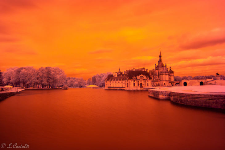 Photo infrarouge du chateau de Chantilly prise et posté par Castaldi ludovic
