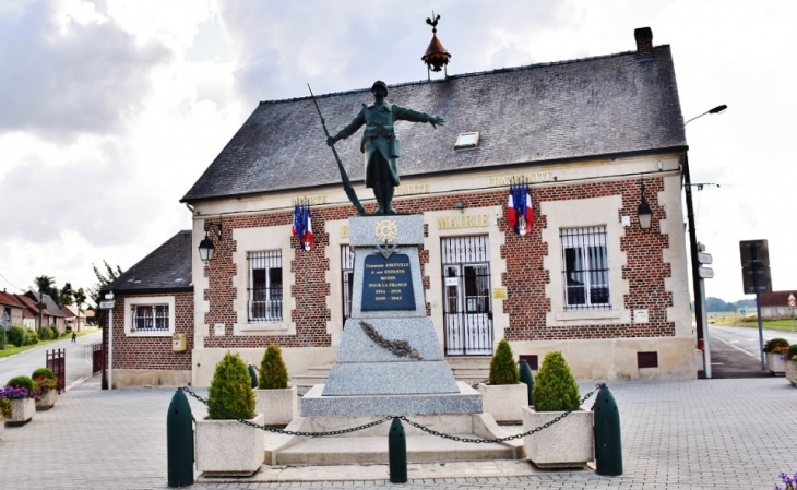 Monument-aux-Morts - Écuvilly