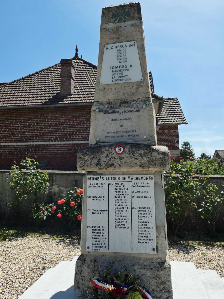Le monument aux morts tués dans les environs - Machemont