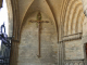 cathédrale Notre Dame : sous le porche Ouest