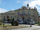 Photo suivante de Ressons-sur-Matz la place de la mairie
