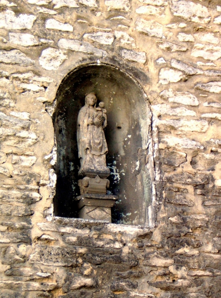 La vierge sur la Porte - Trie-Château