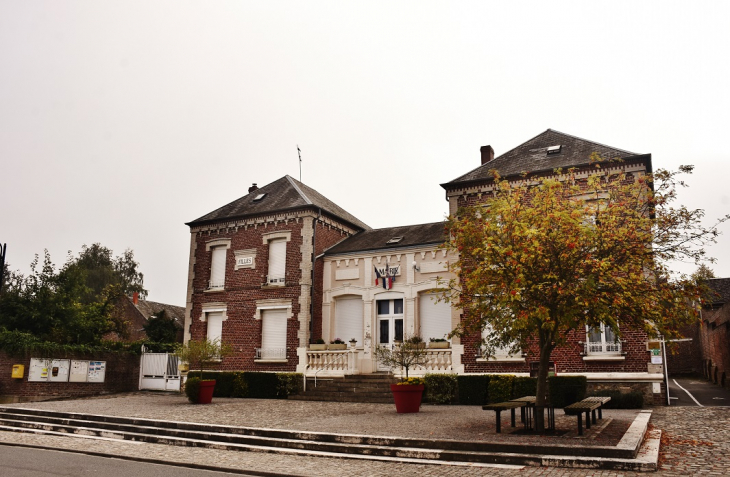 La Mairie - Croix-Moligneaux