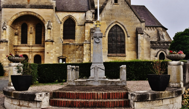 Monument-aux-Morts - Croix-Moligneaux