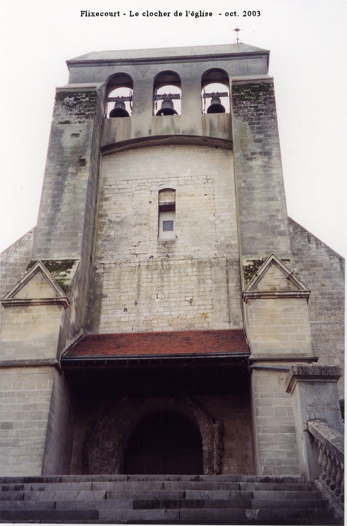 Le clocher de l'église - Flixecourt