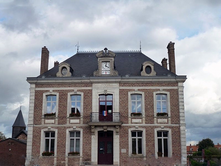 La mairie et le clocher - Flixecourt