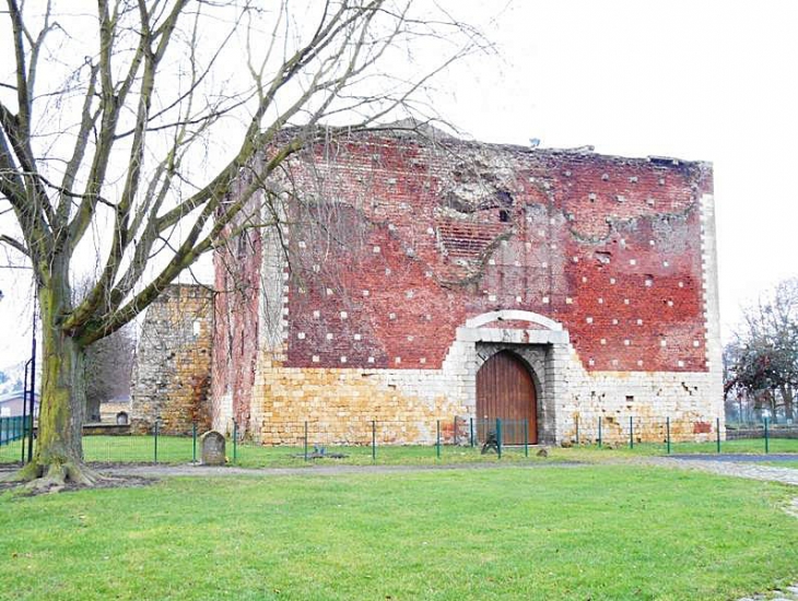 Les ruines du château - Ham