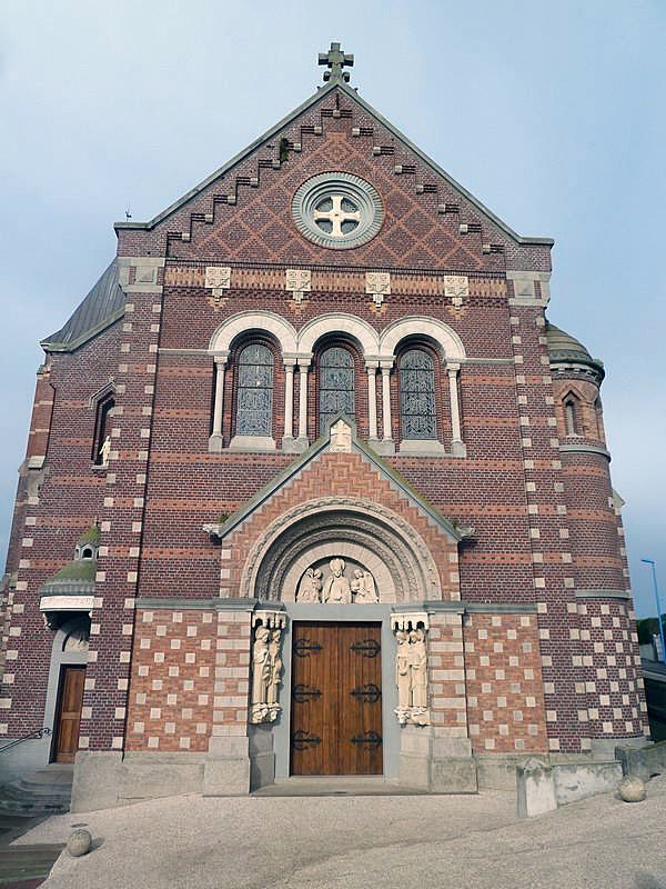 L'entrée de l'église - Mers-les-Bains