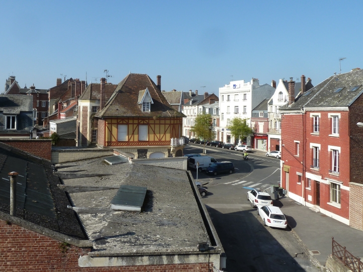 Rues du centre vues de la porte de Bretagne - Péronne