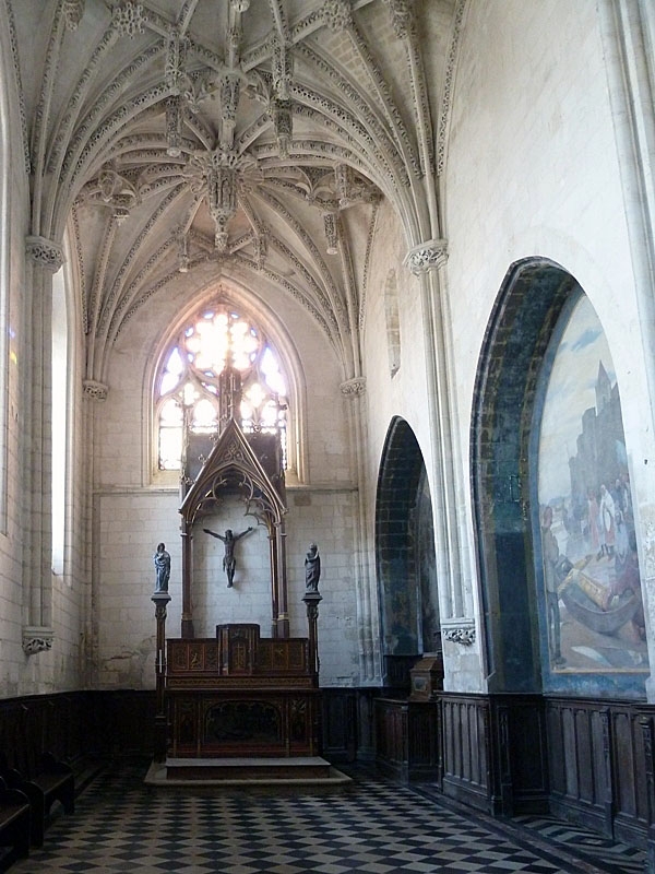 Dans la chapelle du Saint Esprit - Rue