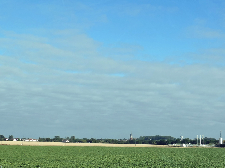 Le village vu de l'autoroute A29 - Villers-Bretonneux