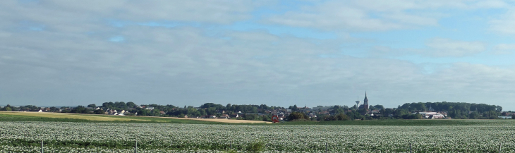Le village vu de l'autoroute A29 - Villers-Bretonneux