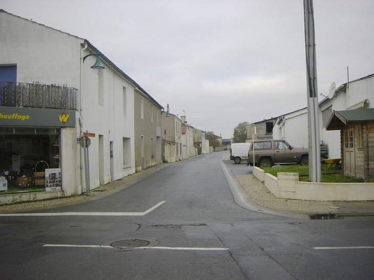 Rue de la riviere depuis la rue de l'Aunis - Aigrefeuille-d'Aunis