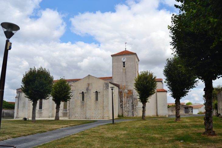   .église Saint-Nazaire - Andilly