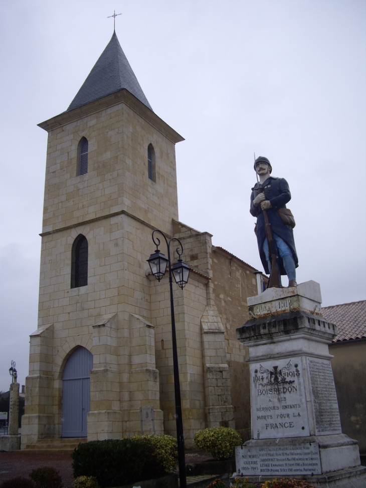 Eglise St Pierre 12ème. - Boisredon