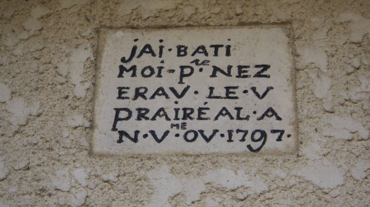 Inscriptions sur une maison XVIIIème. - Bran