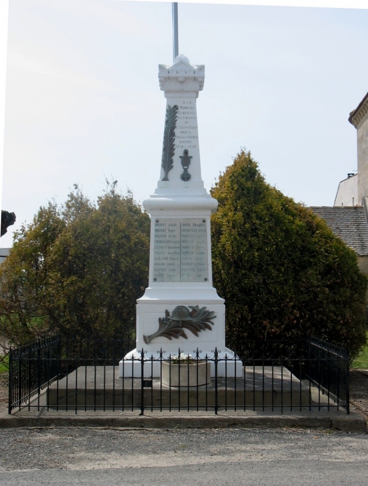 Monument aux Morts - Chenac-Saint-Seurin-d'Uzet