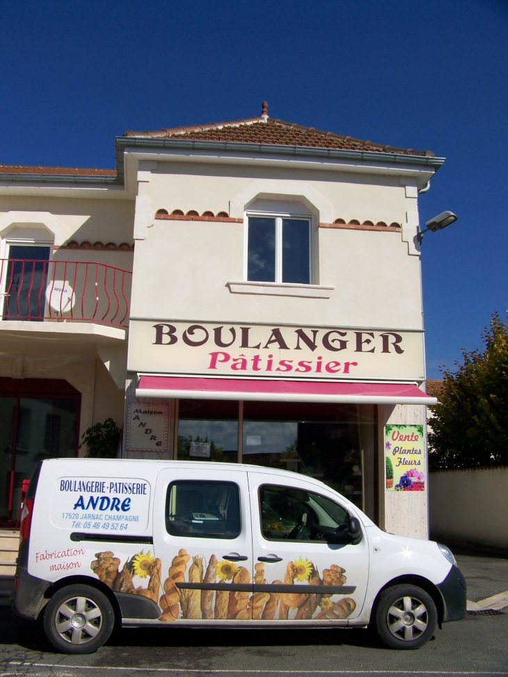 Boulangerie, Pâtisserie ,vente de plantes fleuries ,Jarnac Champagne - Jarnac-Champagne