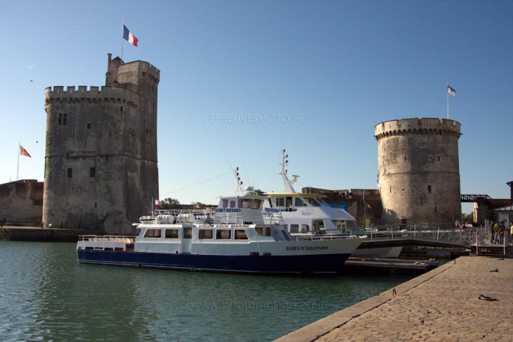Les Tours côté ville - La Rochelle