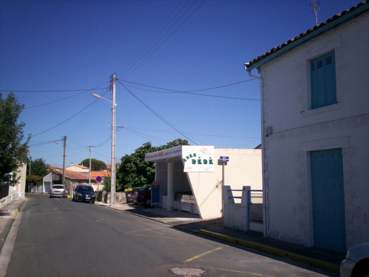 Rue de Saujon à St George de Didonne - Saint-Georges-de-Didonne