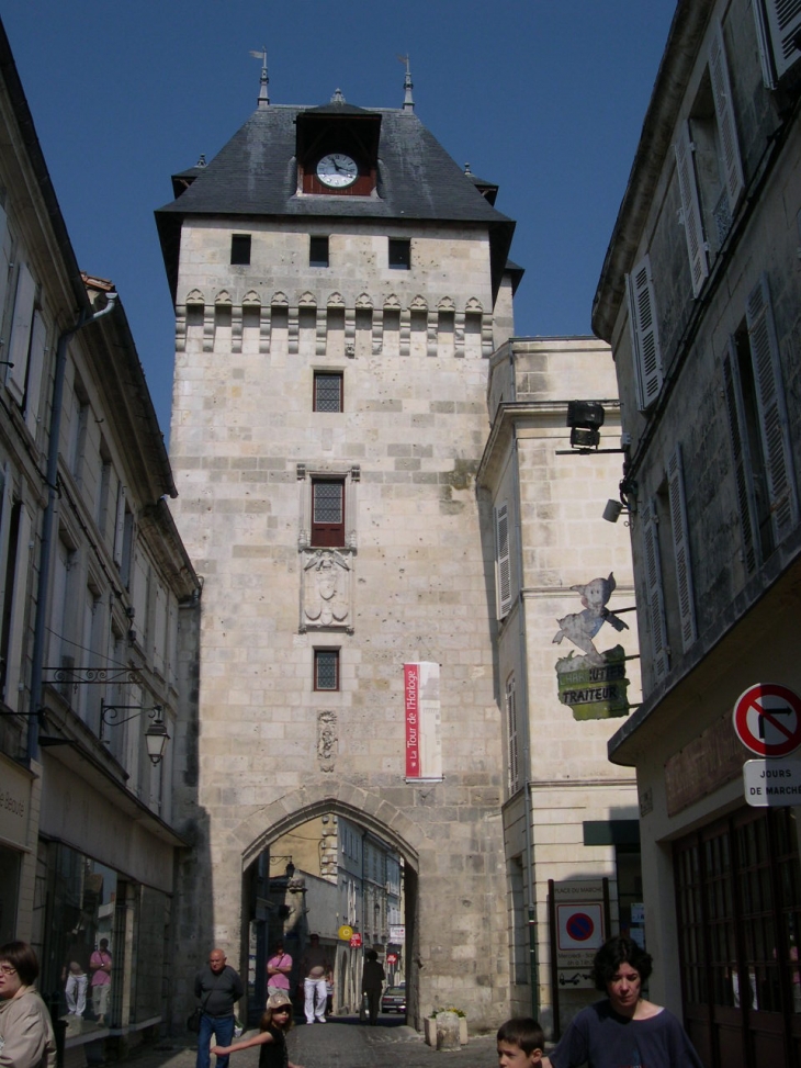 La Tour de l'Eglise - Saint-Jean-d'Angély