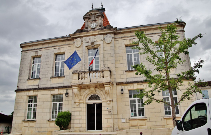 La Mairie - Saint-Romain-de-Benet
