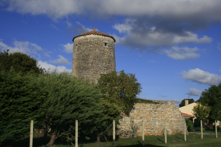 Saint Sulpice d'Arnoult - Le moulin à La Croix - Saint-Sulpice-d'Arnoult