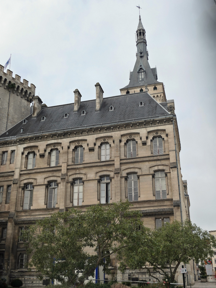 Le beffroi de l'hôtel de ville - Angoulême
